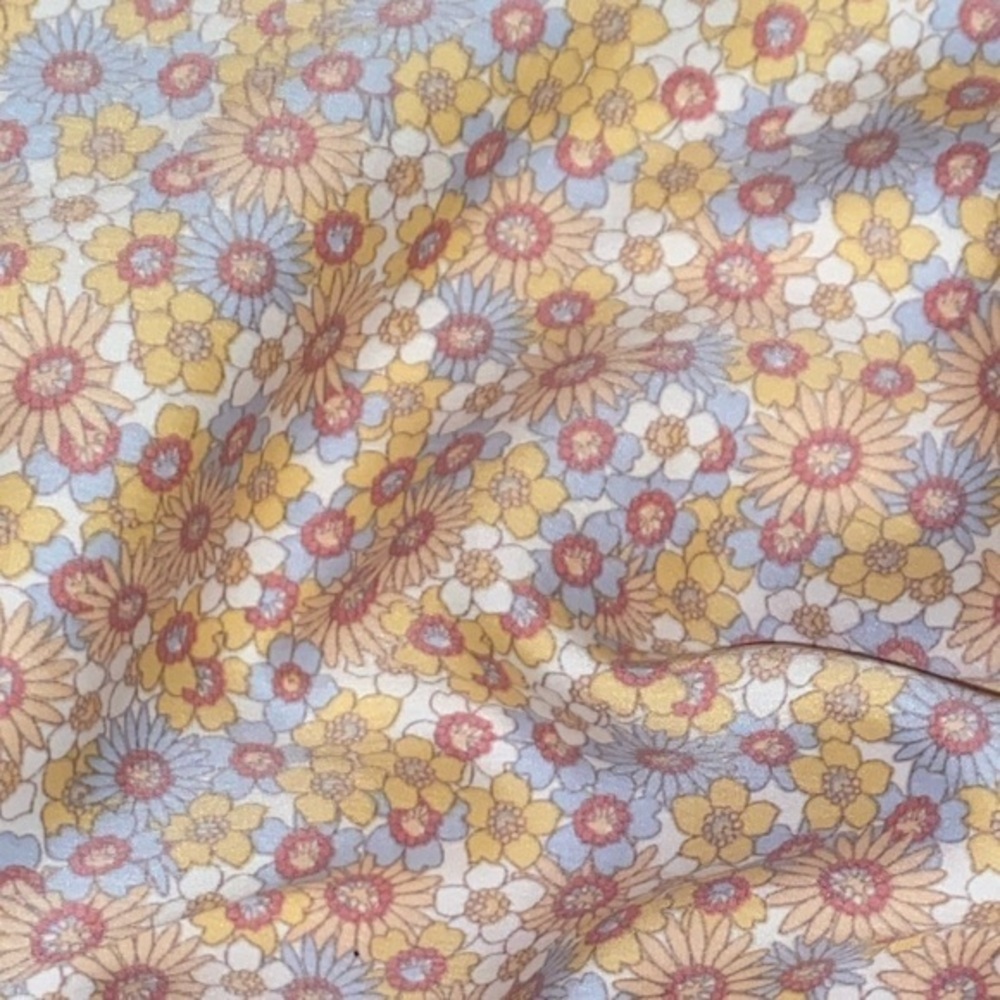 Zara Floral Crop Blouse - Picture 5 of 5
